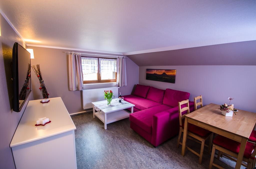 Ferienhaus Rosalie Altendorf  Ngoại thất bức ảnh